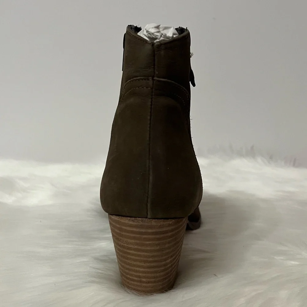 Diba Womens Taupe Sequoia Suede Leather Block Heel Booties Size 8.5M